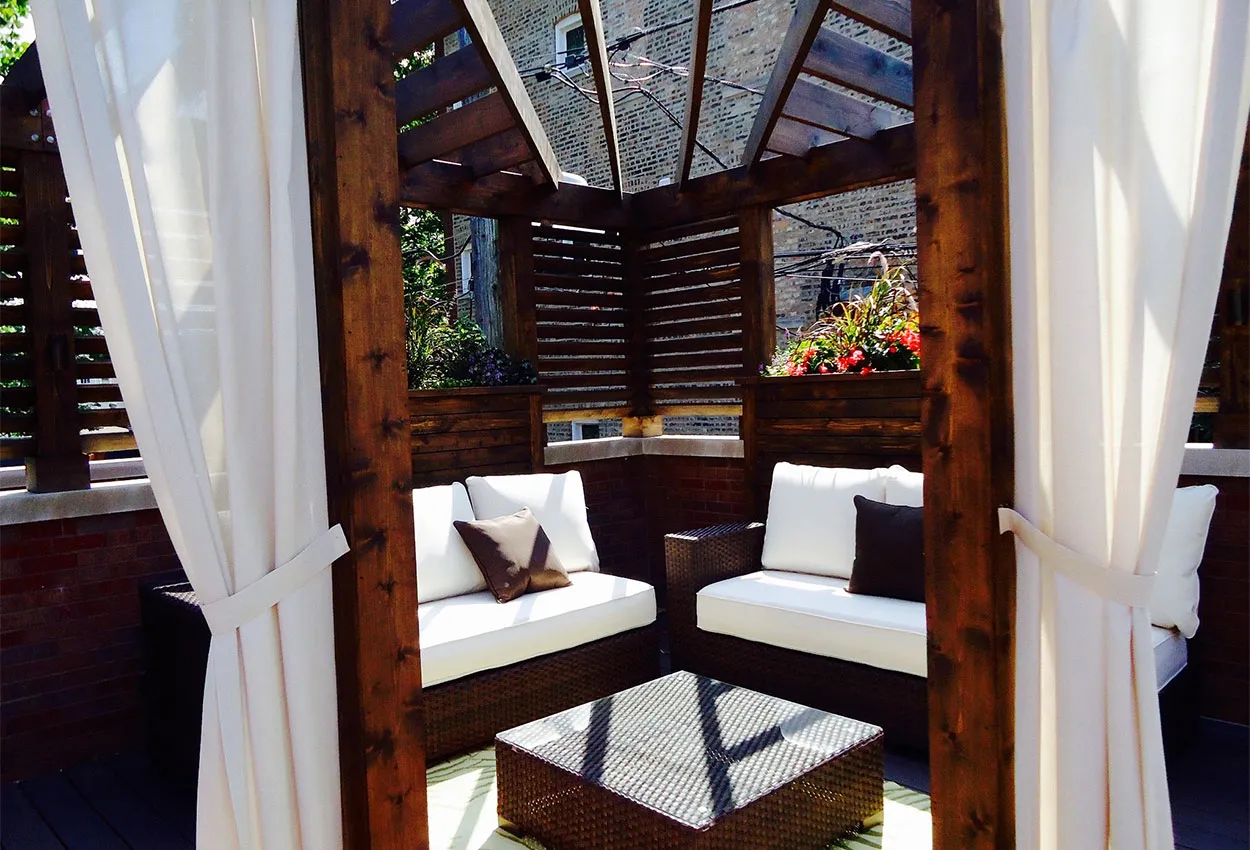 Loungin'... like nothing else matters!