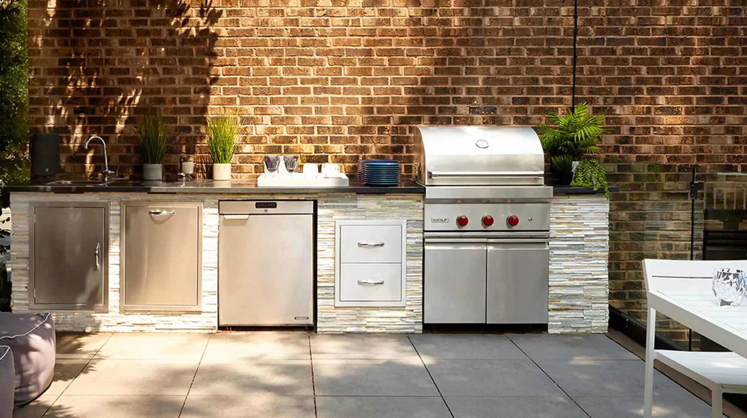 Outdoor Ice Maker - Gallery image 7