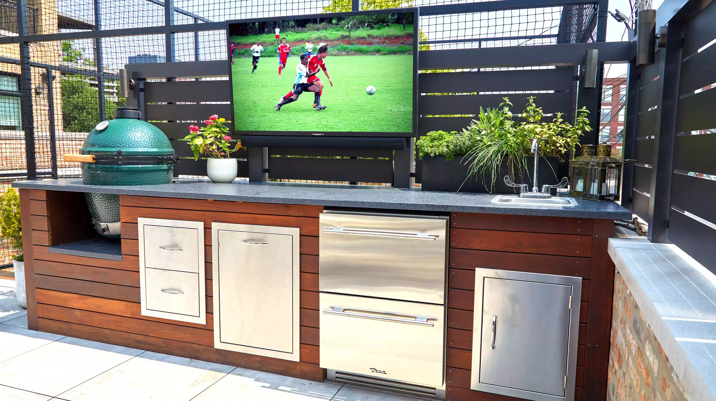 Custom Metal Panel Screening - Gallery image 10