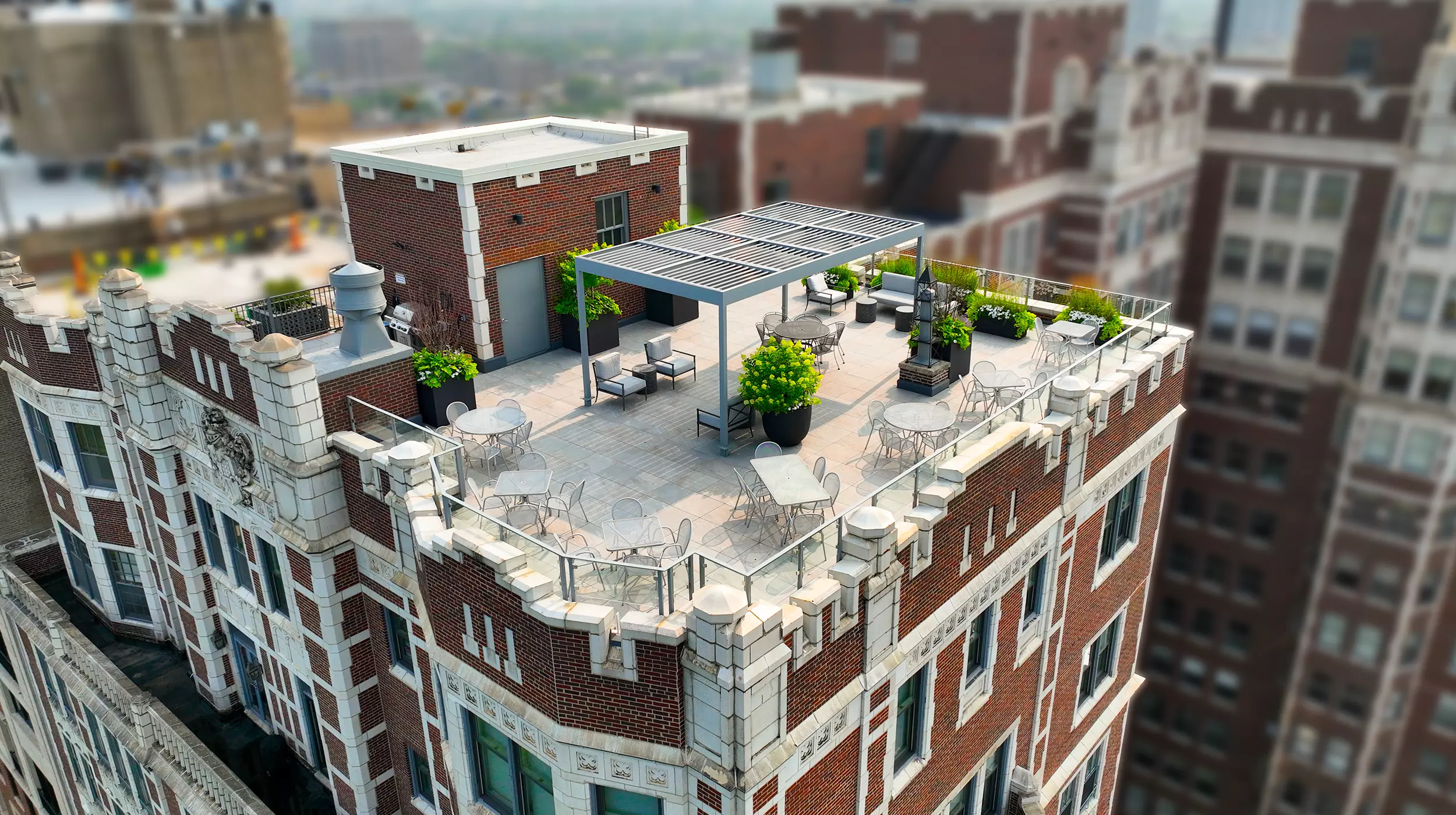 Lakeview Roof Deck with pergola and Chicago skyline
