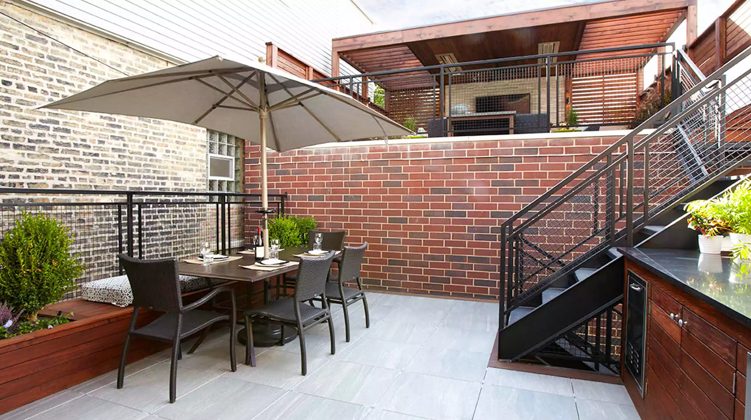 Bucktown Garage Roof Deck - Gallery image 1