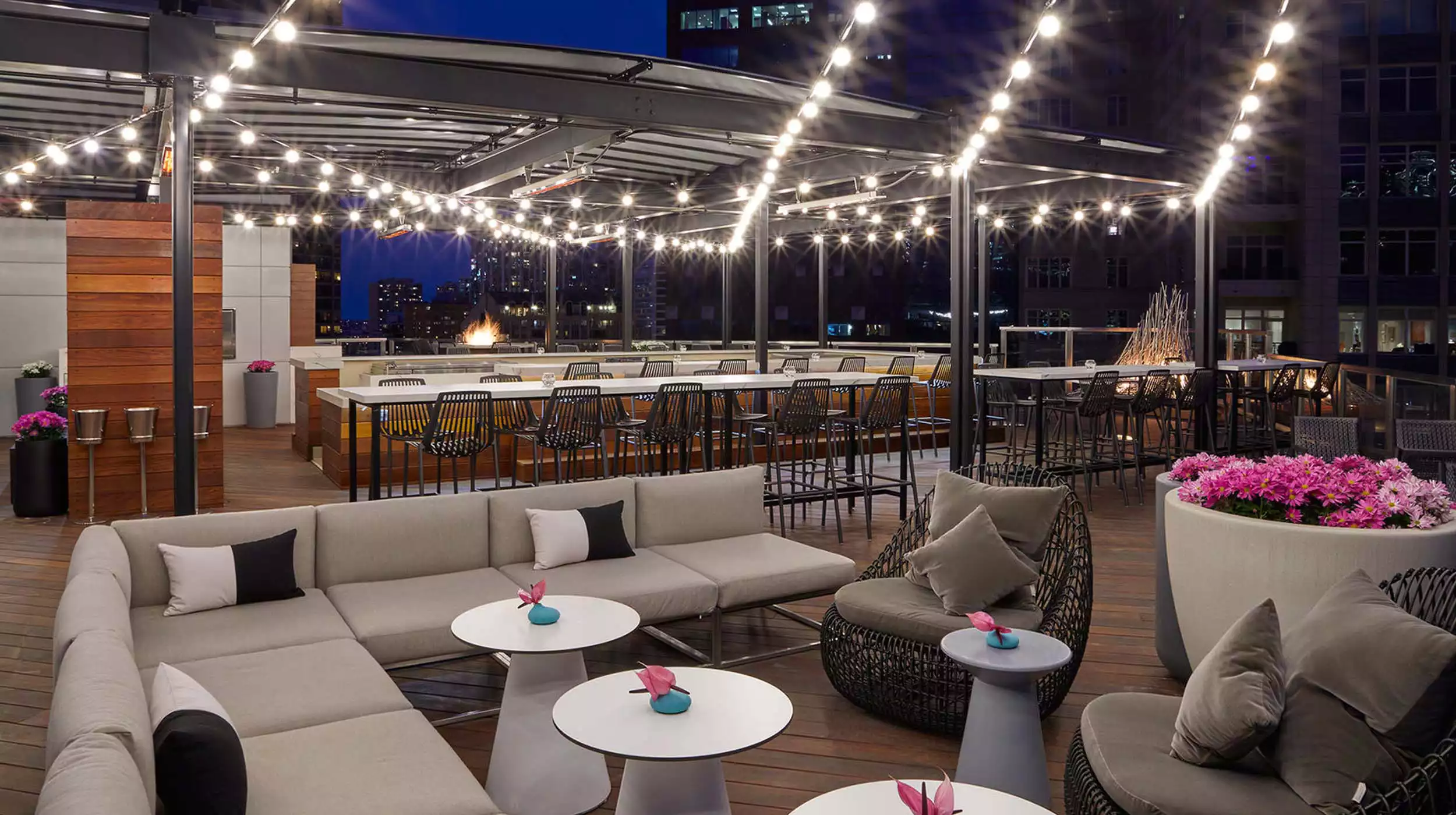 Conrad Hotel Roof Deck - Gallery image 4