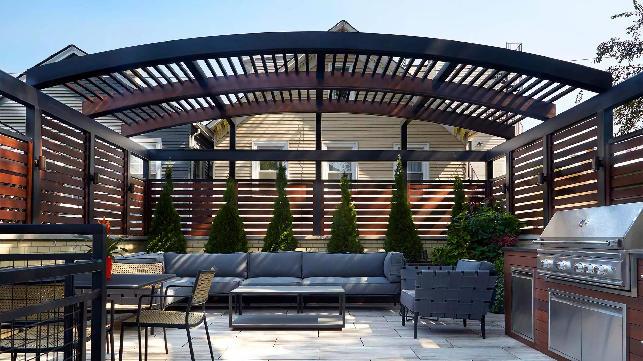 Curved Covering Near Clark - Gallery image 10