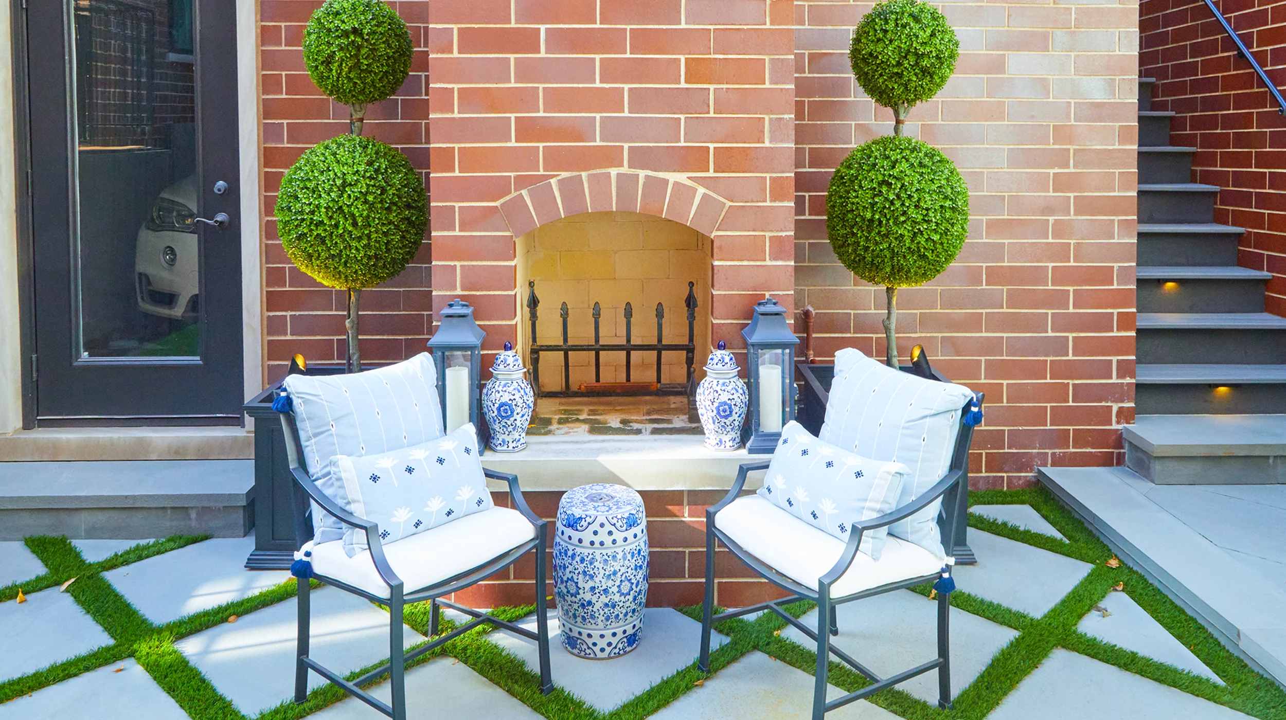 Magnolia Retreat Lounge Deck - Gallery image 1