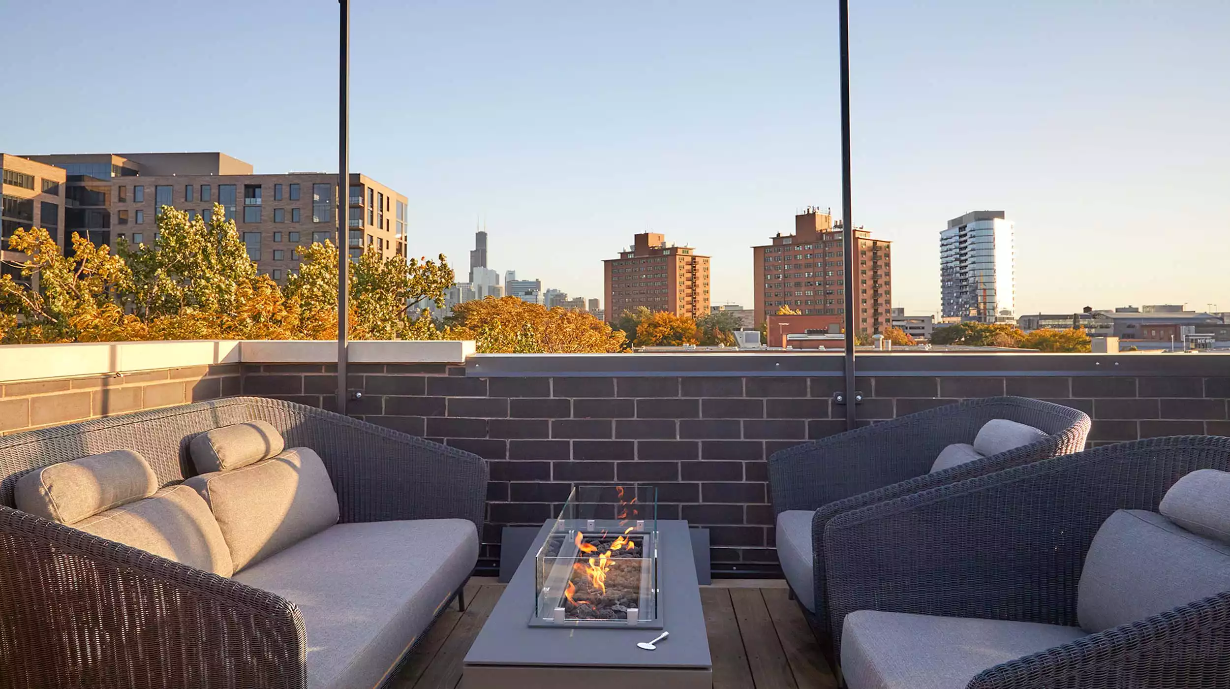 Private Penthouse Roof Deck - Gallery image 2