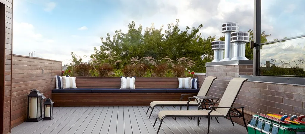 Lincoln Park penthouse rooftop landscaping