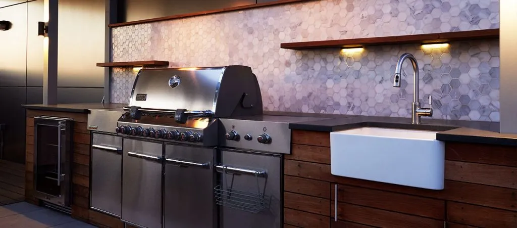 West Loop luxury outdoor kitchen