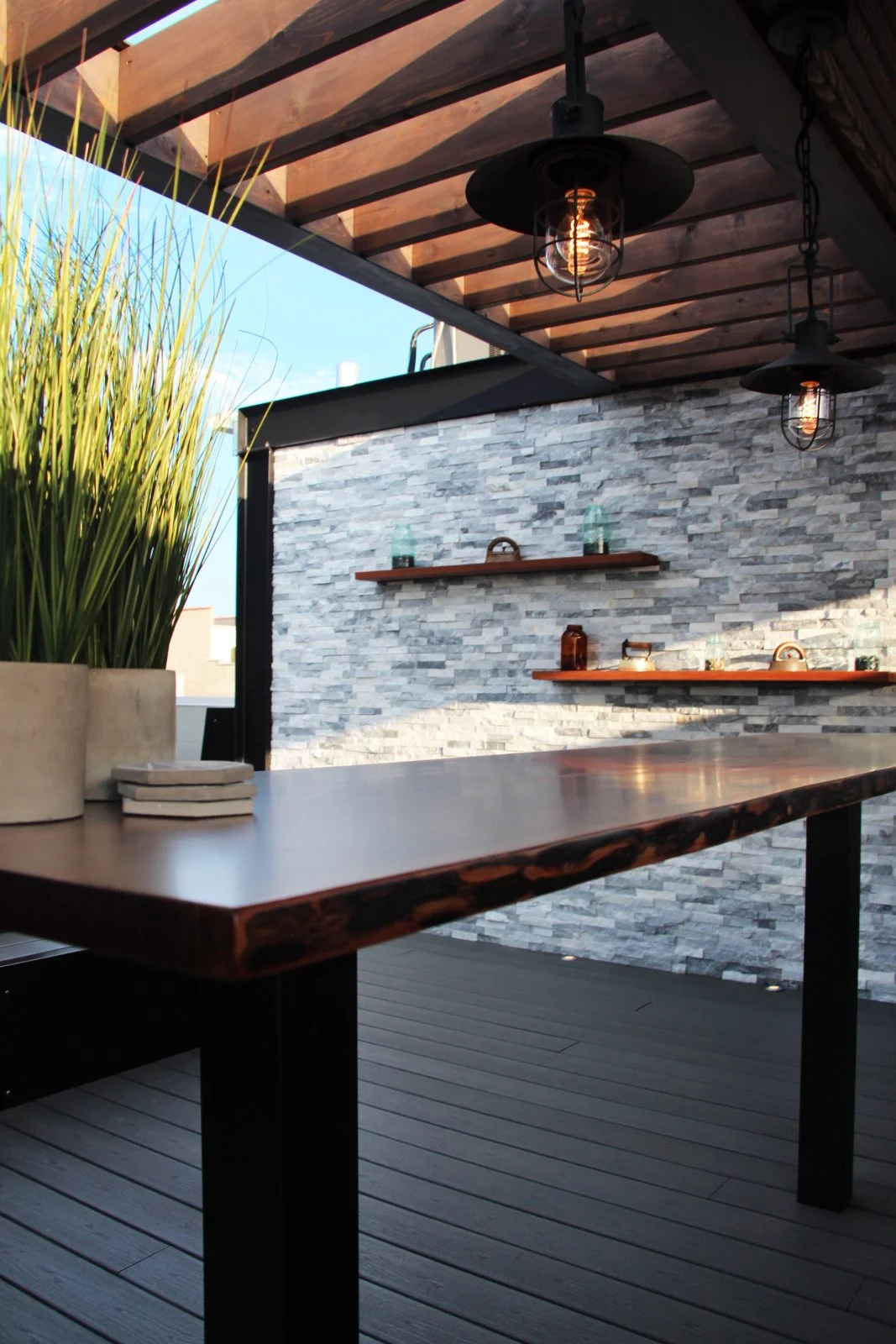 Privacy screening with ipe slats